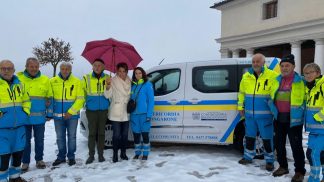 Imprese e solidarietà, dagli industriali un automezzo alla Fraternita di Misericordia di Longarone